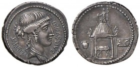 Cassia – Q. Cassius Longinus - Denario (55 a.C.) Testa della Libertà a d. – R/ Tempietto – B. 8; Cr. 428/2 AG (g 3,99) Ex Nomisma 34/2007, lotto 146....