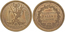 MEDAGLIE ETA’ NAPOLEONICA Medaglia per funzionario di Polizia – Bramsen 580 – CU o Ottone (?) (g 54,51 – Ø 49 mm) RR Ad h 12 foro sul bordo per l’appi...