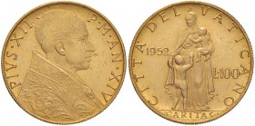 Pio XII (1939-1958) 100 Lire 1952 A. XIV – Nomisma 948 AU (g 5,24) RR Minime screpolature nel campo del D/
FDC