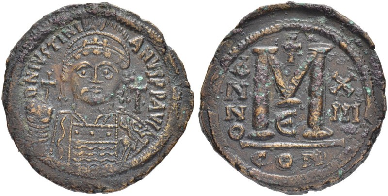 THE BYZANTINE EMPIRE
JUSTINIANUS I, 527-565
Mint of Constantinopolis
Ae-Folli...