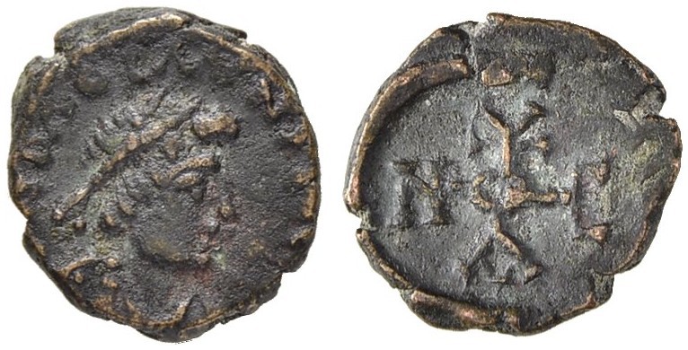 THE BYZANTINE EMPIRE
JUSTINIANUS I, 527-565
Mint of Cyzicus
Ae- Pentanummium ...