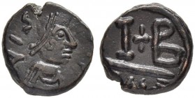 THE BYZANTINE EMPIRE
JUSTINIANUS I, 527-565
Mint of Alexandria
Ae-12 Nummi 527-565. Sear 247. DOC 274. MIB 165. 3.25 g. About extremely fine. Purch...