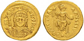 THE BYZANTINE EMPIRE
JUSTINUS II, 565-578
Mint of Theoupolis (Antioch)
Light weight solidus of 22 siliquae 567-578. Obv. D N I -VSTI - NVS PP AVG H...