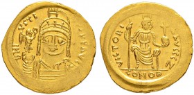 THE BYZANTINE EMPIRE
JUSTINUS II, 565-578
Mint of Carthage
Solidus 567-578. Officina Z. Obv. D N I -VSTI -NVS PP AVG Helmeted, cuirassed bust facin...