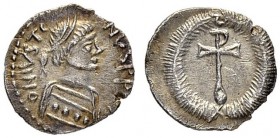 THE BYZANTINE EMPIRE
JUSTINUS II, 565-578
Mint of Ravenna
1/6 Siliqua 567-578. Obv. D N IVSTI - NVS PP (AVG) Cuirassed bust with diadem to r. Rev. ...