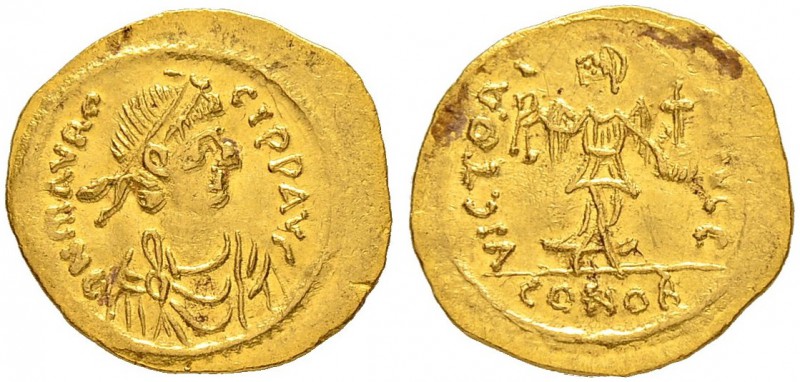 THE BYZANTINE EMPIRE
MAURICIUS TIBERIUS, 582-602
Mint of Constantinopolis
Sem...