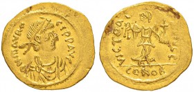 THE BYZANTINE EMPIRE
MAURICIUS TIBERIUS, 582-602
Mint of Constantinopolis
Semissis 583. Obv. DN mAVRc – CI PP AVG Draped, cuirassed bust with diade...