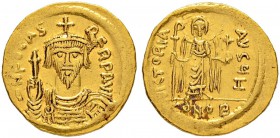 THE BYZANTINE EMPIRE
PHOCAS, 602-610
Mint of Constantinopolis
Solidus 607-609. Officina H. Obv. dN FOCAS PЄRP AVG Draped and cuirassed bust facing,...