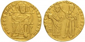 THE BYZANTINE EMPIRE
ALEXANDER, 912-913
Mint of Constantinopolis
Solidus 912/913. Obv. +IhS XPS RЄX RЄÇnAnTIЧm Christ, with cross nimbus, throning ...
