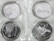 CHINA und Südostasien, China, Volksrepublik, seit 1949
Silbermünzenset, 4 X 5 Yuan Guanyin 1994. In Originalschatulle mit Zertifikat. Polierte Platte,...