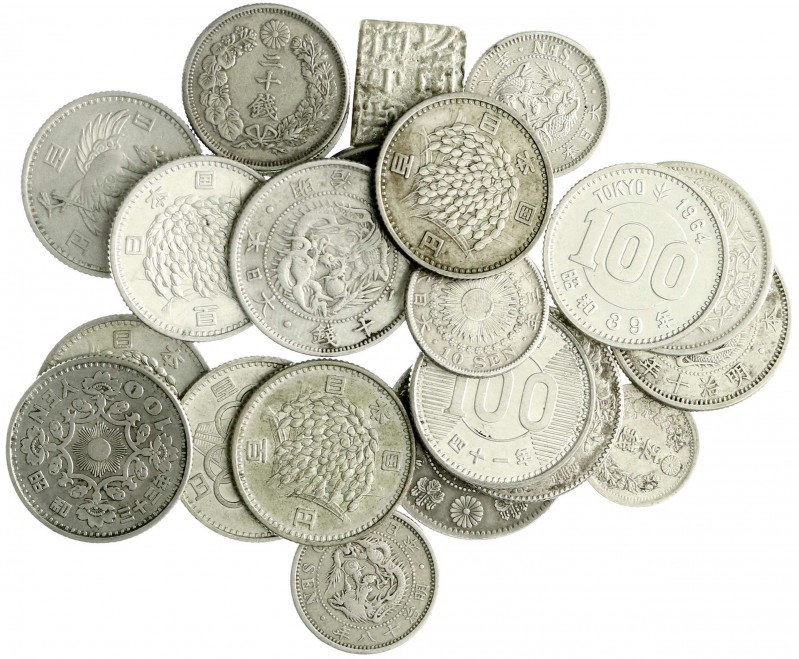 CHINA und Südostasien, Japan, Lots
23 Stück: 21 Silbermünzen 5 Sen bis 20 Sen, 1...