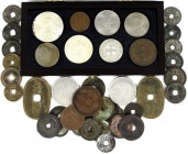 CHINA und Südostasien, Lots Asien allgemein
43 Stück: 17 Cashs von Annam, 16 Münzen von Japan (Mon, 4 Mon, Ryukyu und geprägte Münzen), 3 Münzen von K...