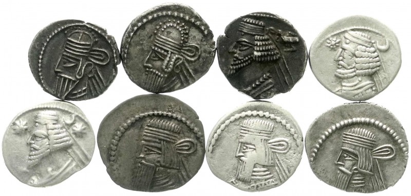 Lots antiker Münzen, Griechen
8 div. Drachmen der Parther. schön/sehr schön bis ...