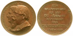 Medaillen, Bergbau
Bronzemedaille 1892 von E. D. Zum 50j. Bestehen des Eisenwerks Tangerhütte (bei Stendal). 39 mm. sehr schön/vorzüglich