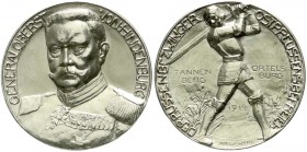Medaillen, Erster Weltkrieg
Silbermedaille 1914 auf die Befreiung Ostpreußens. Hindenburg/Kampf mit dem Bären. 33 mm, 18,14 g. vorzüglich