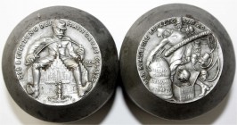 Medaillen, Münchner Medailleure, Karl Goetz
Prägestempelpaar (Patrizen) zur Medaille 1920. Besetzung des Maingaues. Avers (0,64 kg) und Revers (0,64 k...