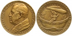 Medaillen, Münchner Medailleure, Karl Goetz
Bronzemedaille 1929. Weltfahrt des LZ 127 "Graf Zeppelin". Brb. Dr. Hugo Eckener l./ TOKIO LOS ANGELES LAK...