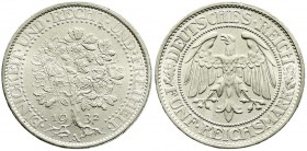 Weimarer Republik, Kursmünzen, 5 Reichsmark Eichbaum Silber 1927-1933
1932 A. vorzüglich/Stempelglanz, winz. Randfehler