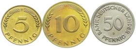 Münzen der Bundesrepublik Deutschland, Lots Bundesrepublik
3 Münzen in PP: 5, 10 und 50 Pf. 1949 D. Auflage nach Winter je nur 250 Ex. alle Polierte P...