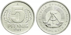 Münzen der Deutschen Demokratischen Republik, Kursmünzen, 5 Pfennig kl. Wappen/Wertzahl, Alu, 1976-1990
1989 A. Da die Stempel von einer noch nicht üb...