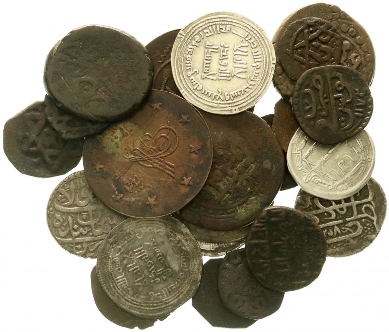 LOTS, Ausland, Arabischer Raum
22 Münzen. Ummayaden, Zengiden, Goldene Horde, Pe...
