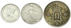 LOTS, Sammlungen allgemein
3 Silbermünzen: Frankreich 50 Centimes 1898 (fast Stgl.), Schweden 50 Öre 1906 (vz/st, schöne Patina), Süd Rhodesien 3 P. 1...