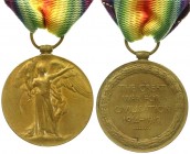 Orden und Ehrenzeichen, Großbritannien, George V., 1911-1936
Victory Medal 1914/1919 am Band. 36 mm. Verliehen an Pte. R. March, N. Staff R. (43143= P...