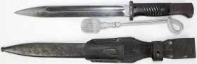 Militaria, Blankwaffen, Deutschland
Drittes Reich: Seitengewehr Modell 1938, Hersteller Eickhorn, in Eisenscheide mit Koppelschuh und Portepaie. Gesam...