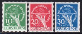 Briefmarken, Deutschland, Berlin
Währungsgeschädigte 1949, kpl. postfrischer Satz. Mi. 350,-€. **