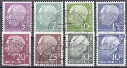 Briefmarken, Deutschland, Bundesrepublik Deutschland
Heuss-Lumogen 1954/60, sauber gestempelter Satz, gute Gesamterhaltung. Fotobefund Schlegel BPP. M...
