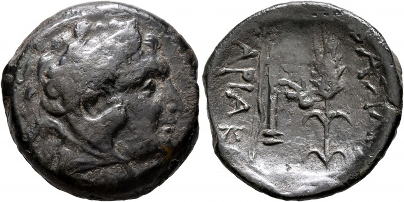 KINGS OF SKYTHIA. Sariakos, circa 180-168/7 BC. AE (Bronze, 25 mm, 9.35 g, 12 h)...