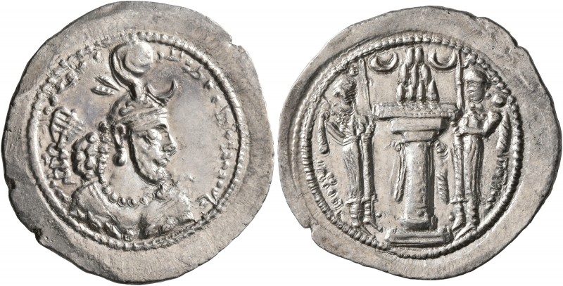 SASANIAN KINGS. Yazdgard I, 399-420. Drachm (Silver, 28 mm, 4.35 g, 3 h), uncert...