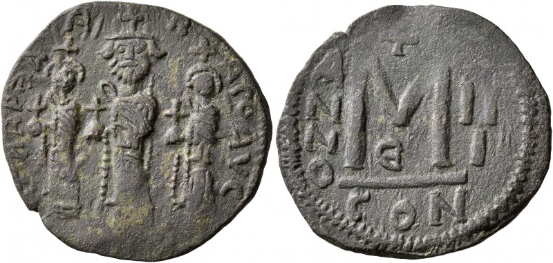 ISLAMIC, Time of the Rashidun. Pseudo-Byzantine types. Follis (Bronze, 25 mm, 4....
