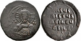 Anonymous Folles, time of Basil II & Constantine VIII, circa 976-1025. Follis (Bronze, 31 mm, 15.11 g, 6 h), Constantinopolis. +ЄMMANOЧHΛ Nimbate bust...