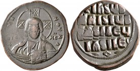 Anonymous Folles, time of Basil II & Constantine VIII, circa 976-1025. Follis (Bronze, 32 mm, 12.35 g, 6 h), Constantinopolis. +ЄMMANOЧHΛ Nimbate bust...