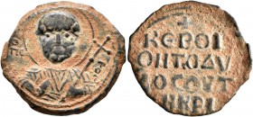 CRUSADERS. Antioch. Tancred, regent, 1101-1112. Follis (Bronze, 24 mm, 4.80 g, 12 h). Ο / ΠΕ-Τ/P/O/C Nimbate bust of St. Peter facing, raising his rig...