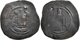 ISLAMIC, Umayyad Caliphate. temp. 'Abd al-Malik ibn Marwan, AH 65-86 / AD 685-705. Pashiz (Bronze, 23 mm, 1.08 g, 1 h), Arab Sasanian type, anonymous,...