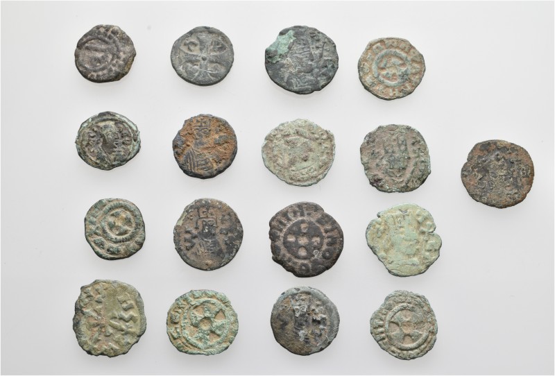 A lot containing 17 bronze coins. All: Axum. Fair to good fine. LOT SOLD AS IS, ...