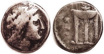 KROTON , Stater, c.300 BC, Apollo head r/Tripod, HN Italy 2177; F, obv well cent...