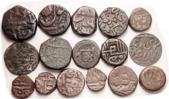 INDIA , 16 diff (?) dump style copper coins, mostly unidentified, mixed grades as they come, several VF.