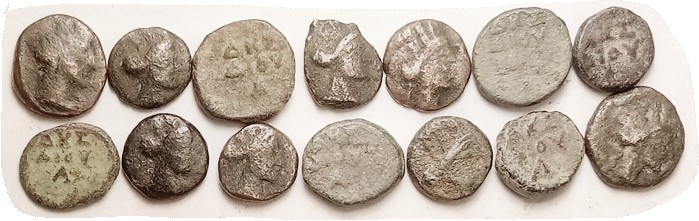 MESOPOTAMIA, Seleuceia ad Tigrim, small bronze, Tyche head r/Date "1st of Dios 2...