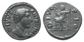 Antoninus Pius, 138-161, Denar Ar,


Condition: Very Fine

Weight: 2.80 gr
Diameter: 18 mm