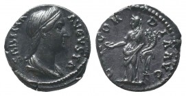 Sabina, Augusta, 128-136/7. Denarius

Condition: Very Fine

Weight: 3.70 gr
Diameter: 17 mm