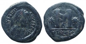 BYZANTINE.Justinian I.527-565 AD, AE Follis. 

Condition: Very Fine

Weight: 16.00 gr
Diameter: 32 mm