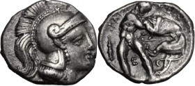 Greek Italy. Southern Apulia, Tarentum. AR Diobol, c. 325-280 BC. D/ Head of Athena right, wearing crested Attic helmet. R/ TAPANTINΩN. Herakles stand...