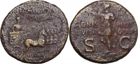 Germanicus (died 19 AD). AE Dupondius. Struck under Gaius (Caligula), 37-41 AD. D/ GERMANICVS CAESAR. Germanicus driving triumphal quadriga right, hol...
