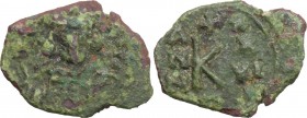 Constantine IV, Pogonatus (668-685). AE Half Follis, Ravenna mint. D/ Helmeted and cuirassed bust facing, holding spear and shield. R/ Large K between...
