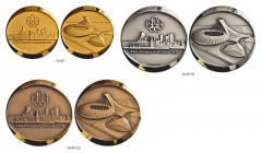 KANADA
Elizabeth II. 1952-. Medaillenset 1976. Auf die XXI. Olympischen Spiele in Montreal, bestehend aus einer Gold- (40 mm, 52 g. 750fein), Silber-...