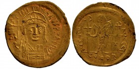Justinian I. 527-565. Solidus 527/565, Constantinople, 8th Officine. Sear 140. Condition: Very Good 4.4 gr. 19.5 mm.