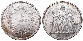 France
France, 10 francs 1965 
 France, 10 francs 1965 Egzemplarz o dobrym detalu i obustronnej patynie. 
Grade: XF